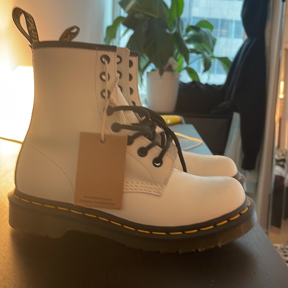 White dr. Martins - Picture 2 of 3